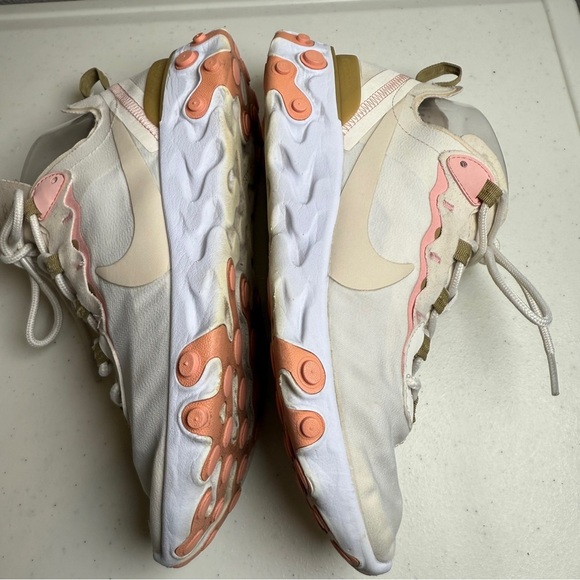 Nike Womens React Sneakers Size 8 Shoes Cream Pink Peach Running Comfy - Picture 5 of 9